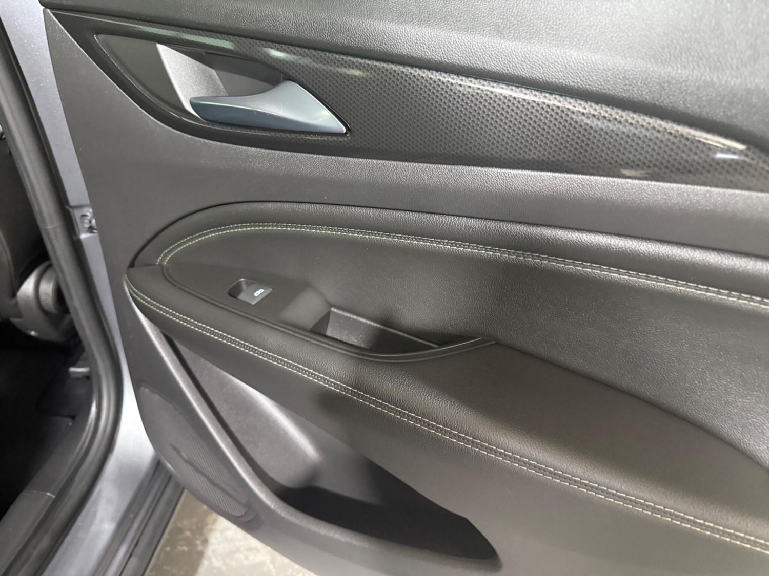 Used Vauxhall Insignia 2017 for sale - 76802323: Photo 47