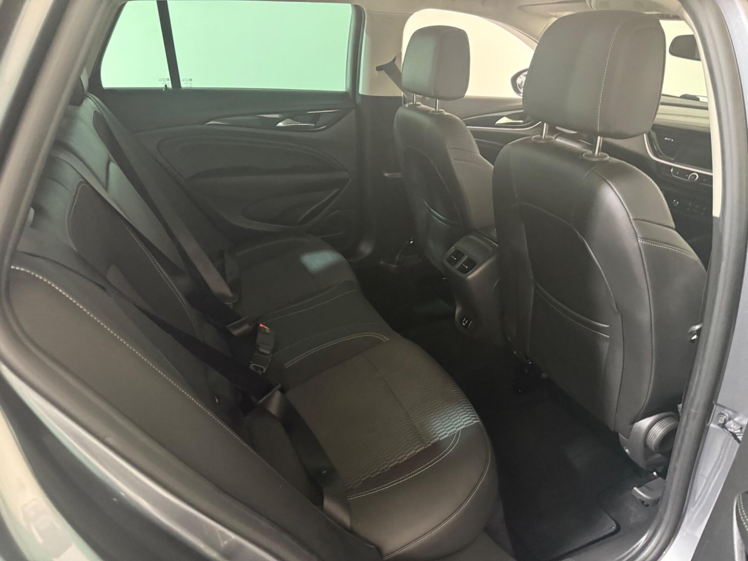 Used Vauxhall Insignia 2017 for sale - 76802323: Photo 51