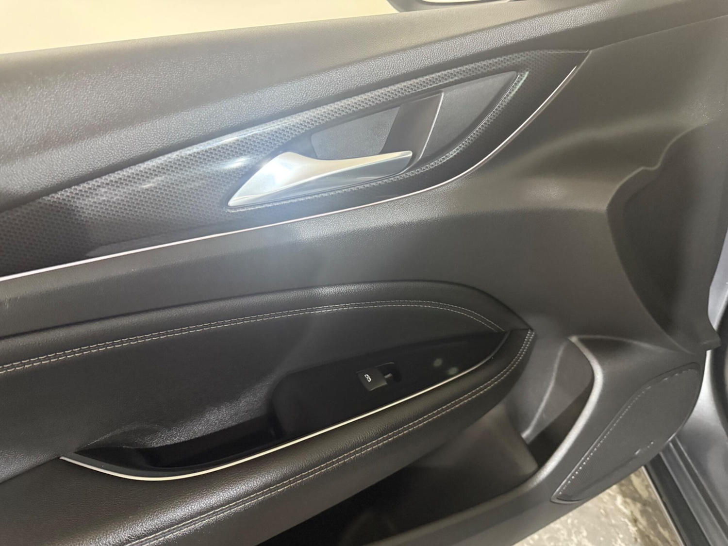 Used Vauxhall Insignia 2017 for sale - 76802323: Photo 67