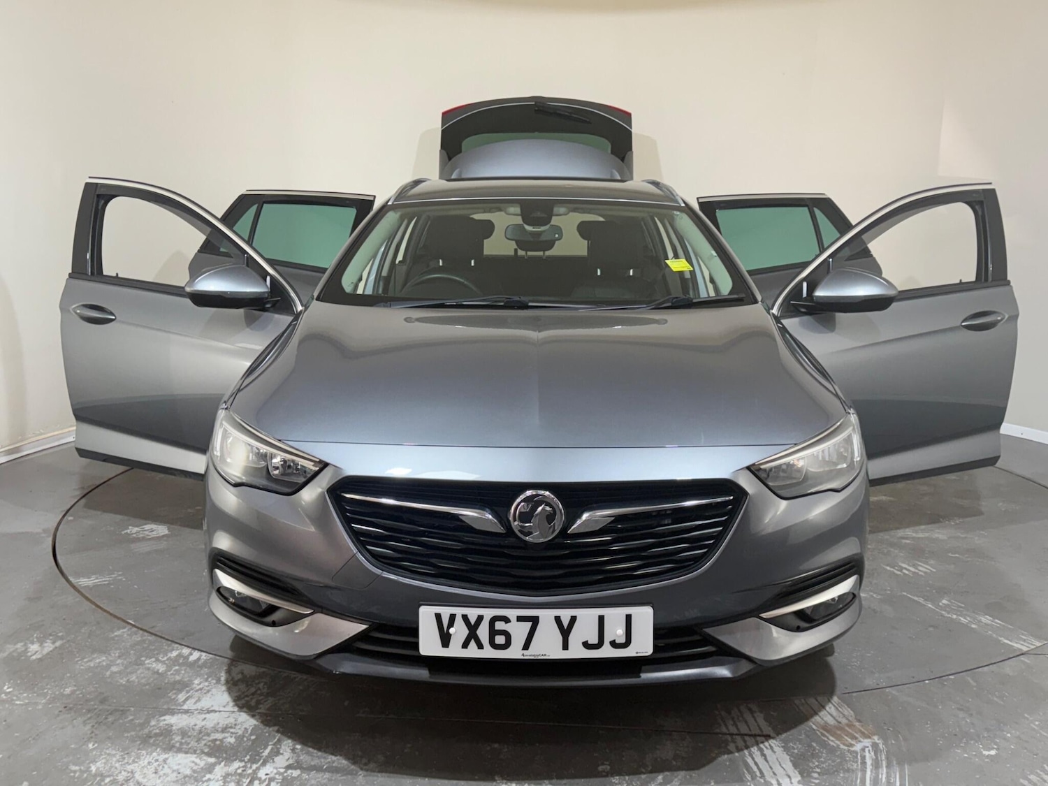 Used Vauxhall Insignia 2017 for sale - 76802323: Photo 9