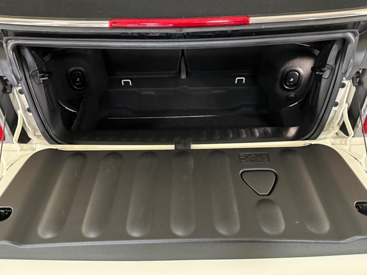 Used MINI Convertible 2018 for sale - 76408604: Photo 13