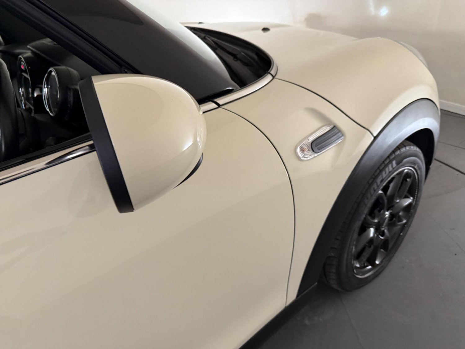 Used MINI Convertible 2018 for sale - 76408604: Photo 19