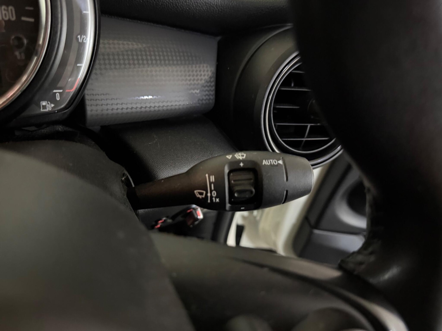 Used MINI Convertible 2018 for sale - 76408604: Photo 28