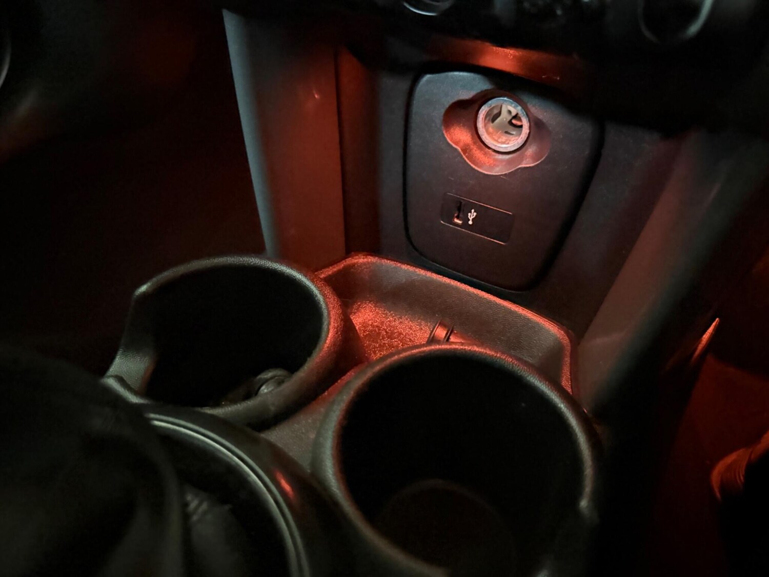 Used MINI Convertible 2018 for sale - 76408604: Photo 37