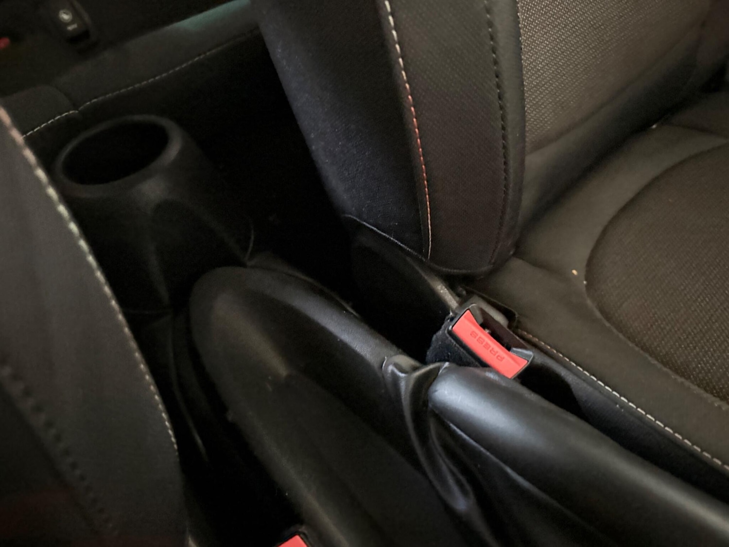 Used MINI Convertible 2018 for sale - 76408604: Photo 41