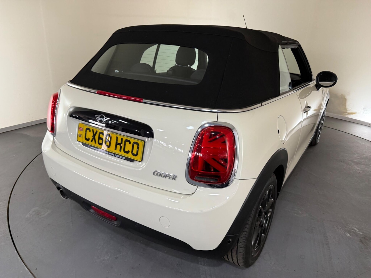 Used MINI Convertible 2018 for sale - 76408604: Photo 46
