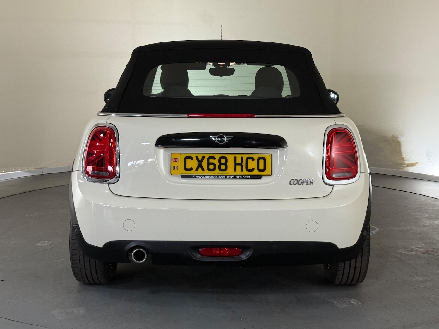 Used MINI Convertible 2018 for sale - 76408604: Photo 6