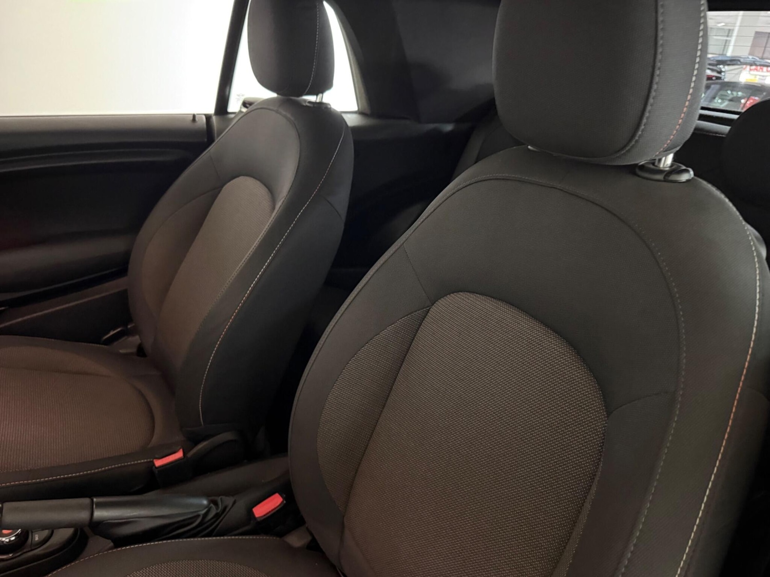 Used MINI Convertible 2018 for sale - 76408604: Photo 60