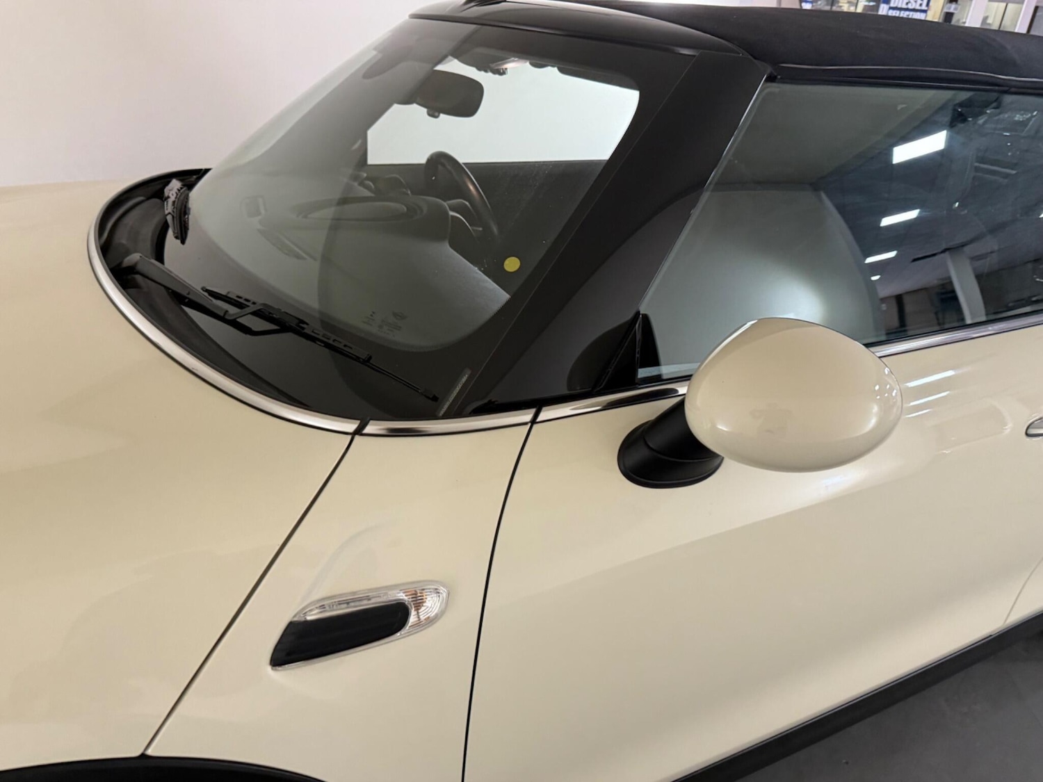 Used MINI Convertible 2018 for sale - 76408604: Photo 67