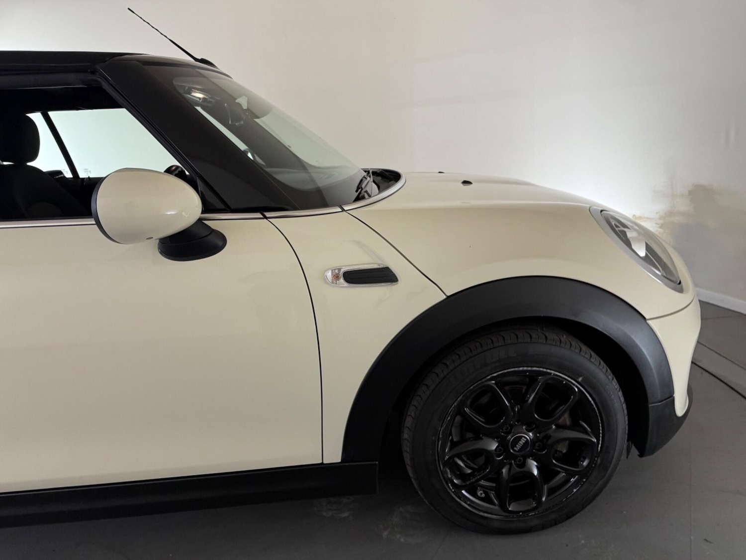 Used MINI Convertible 2018 for sale - 76408604: Photo 69