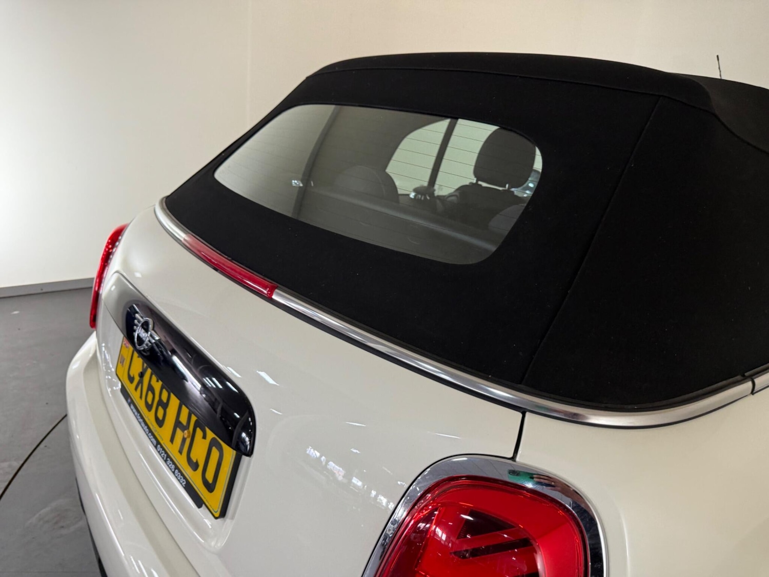 Used MINI Convertible 2018 for sale - 76408604: Photo 70