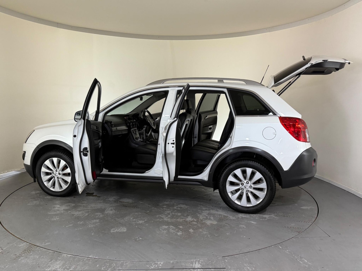 Used Vauxhall Antara 2013 for sale - 76987932: Photo 11