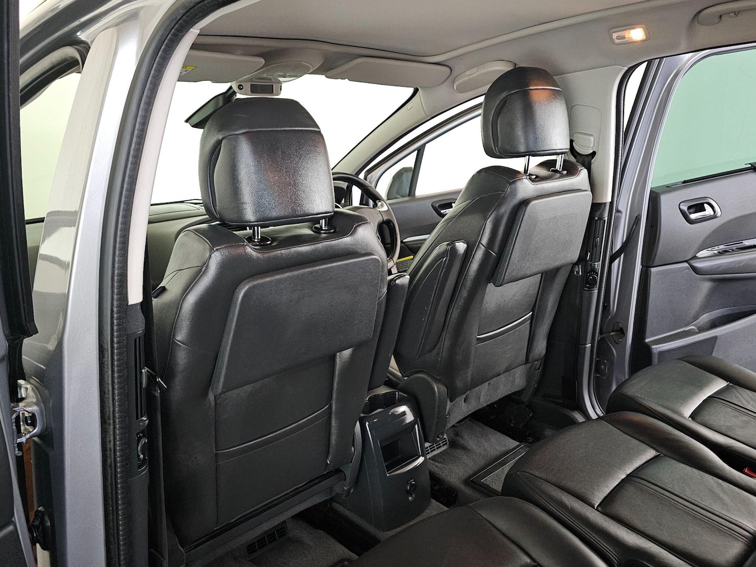 Used Peugeot 5008 for sale - 76702310: Photo 31