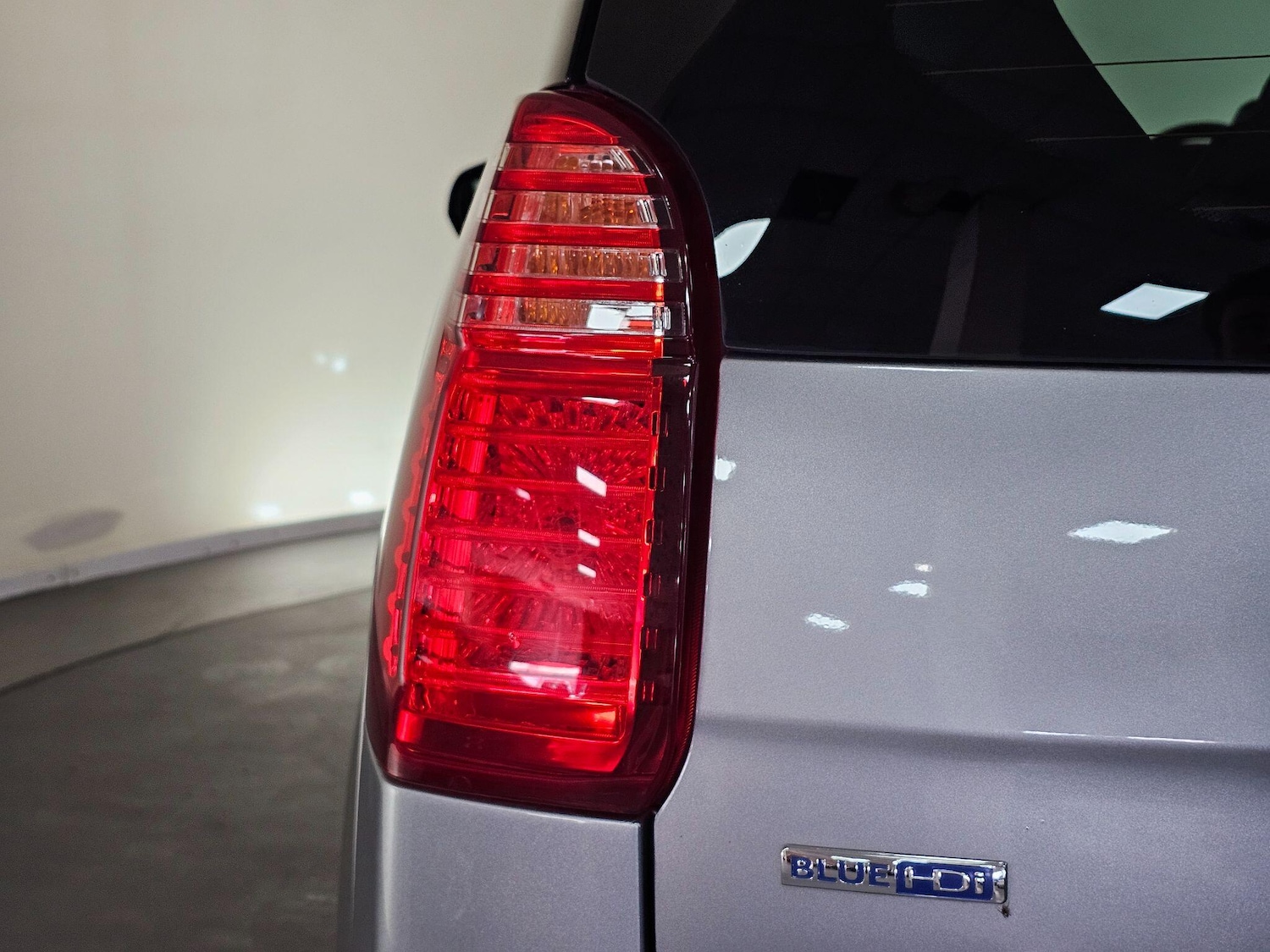 Used Peugeot 5008 for sale - 76702310: Photo 45