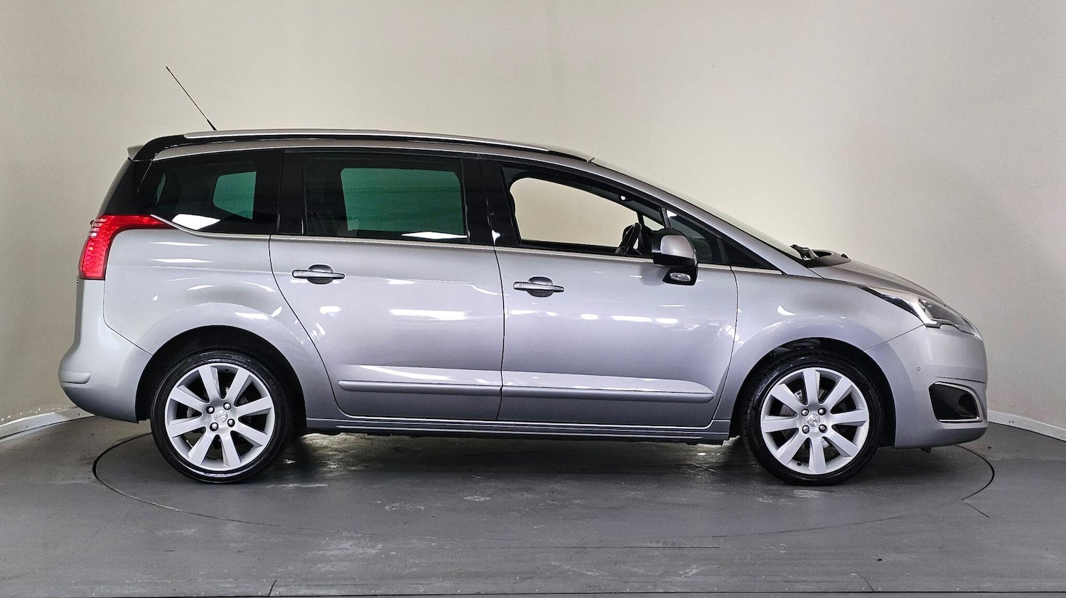 Used Peugeot 5008 for sale - 76702310: Photo 7