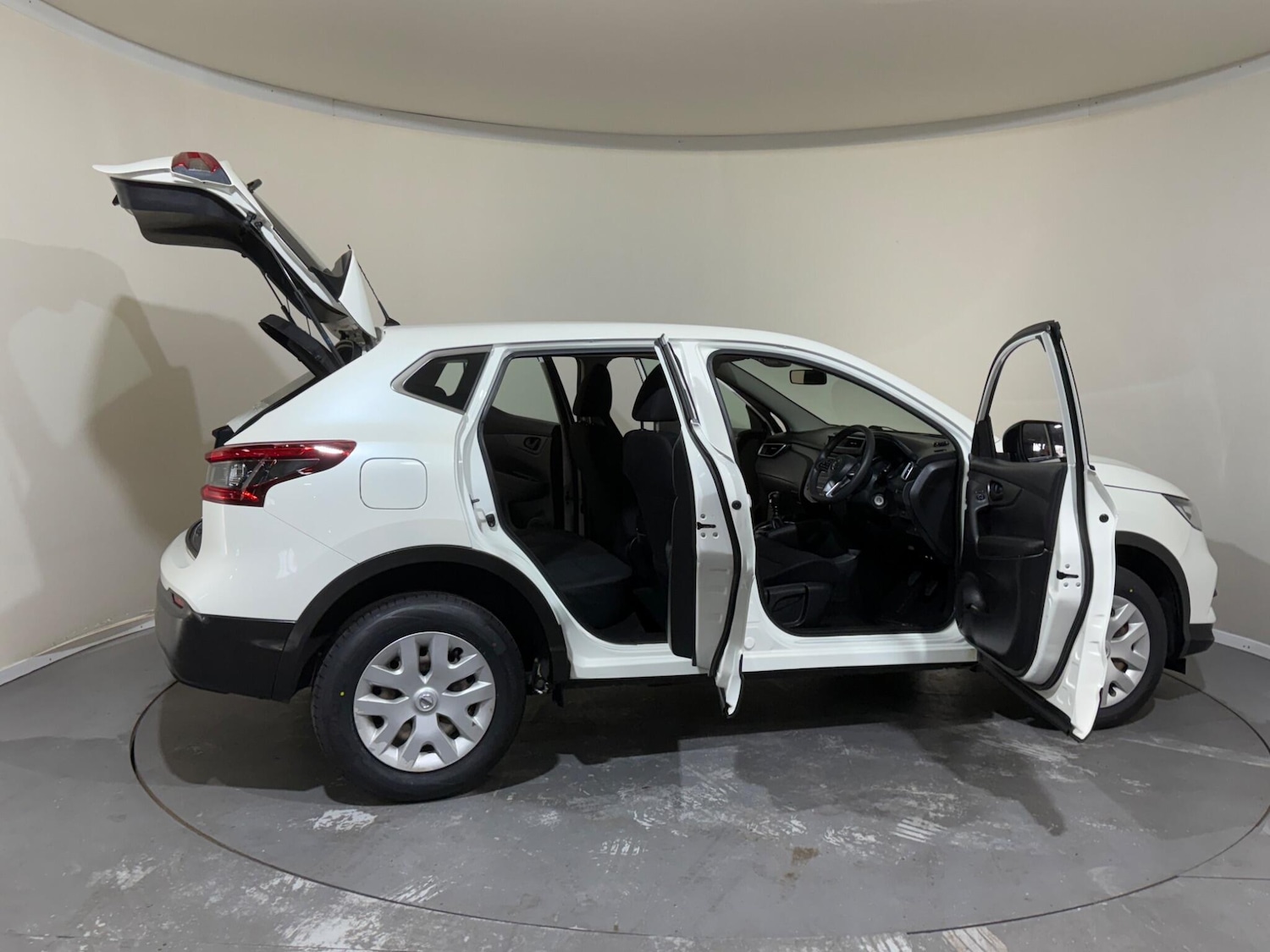 Used Nissan Qashqai 2019 for sale - 76409484: Photo 14