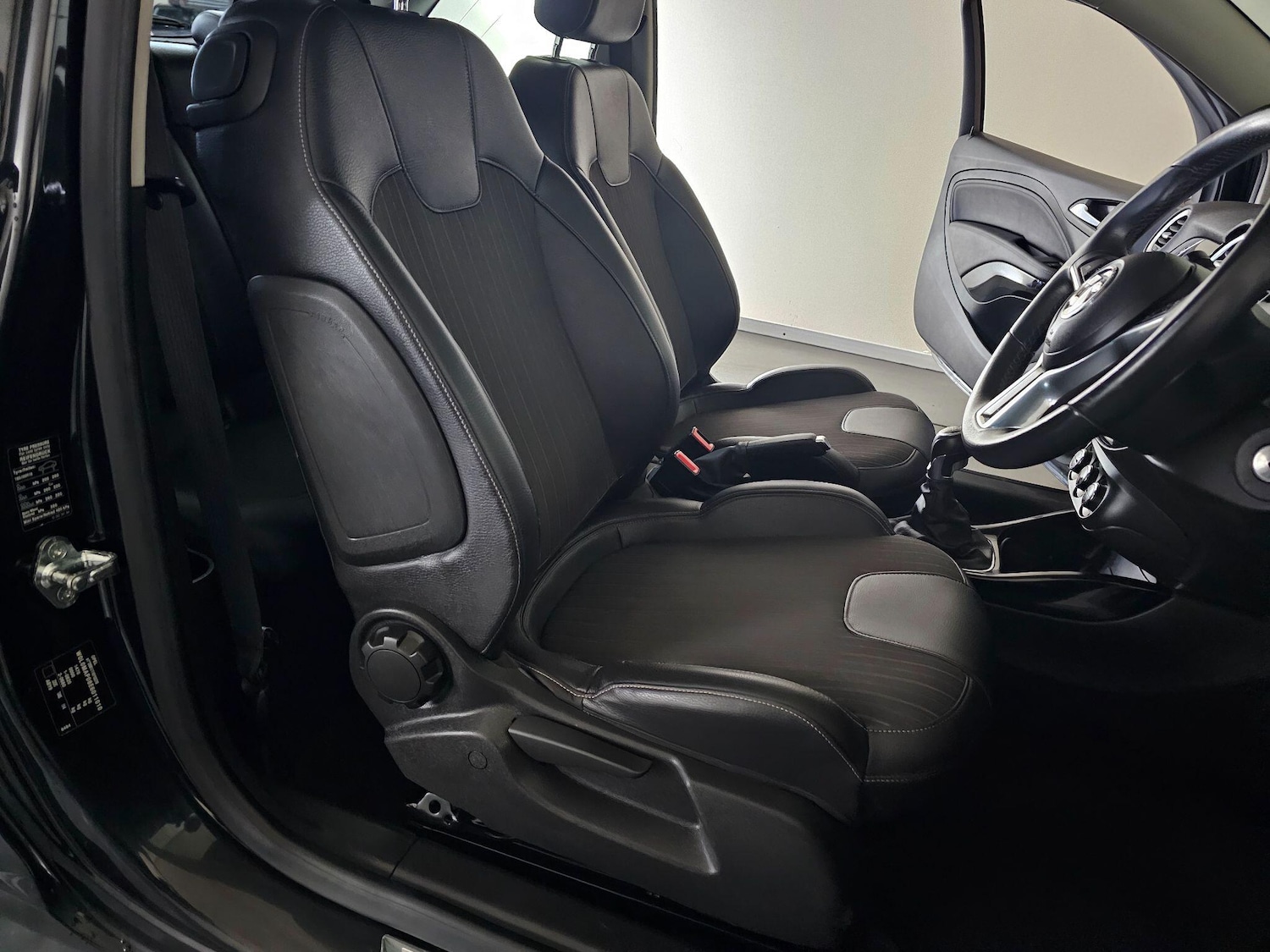 Used Vauxhall ADAM 2013 for sale - 76408543: Photo 21