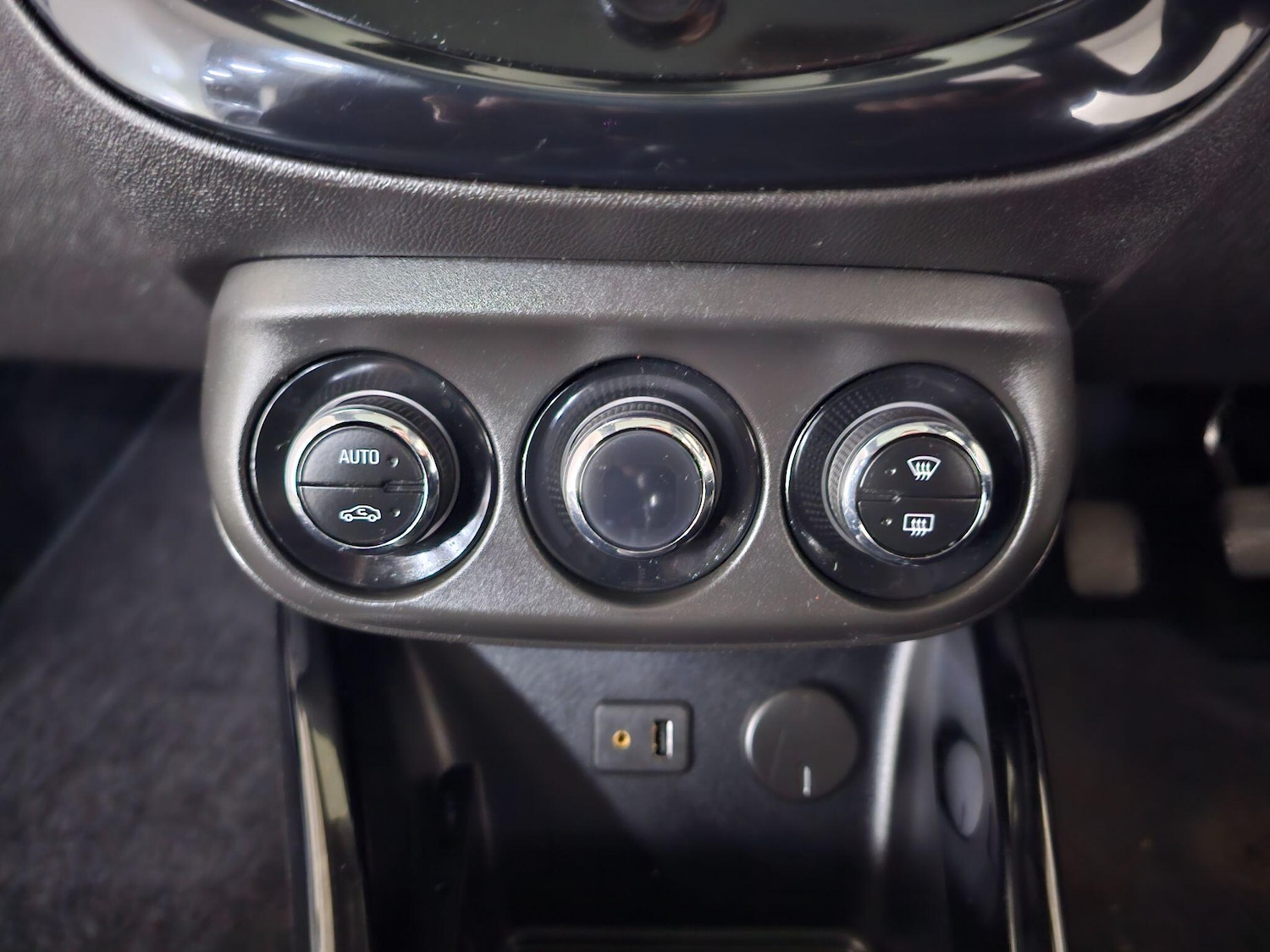 Used Vauxhall ADAM 2013 for sale - 76408543: Photo 38