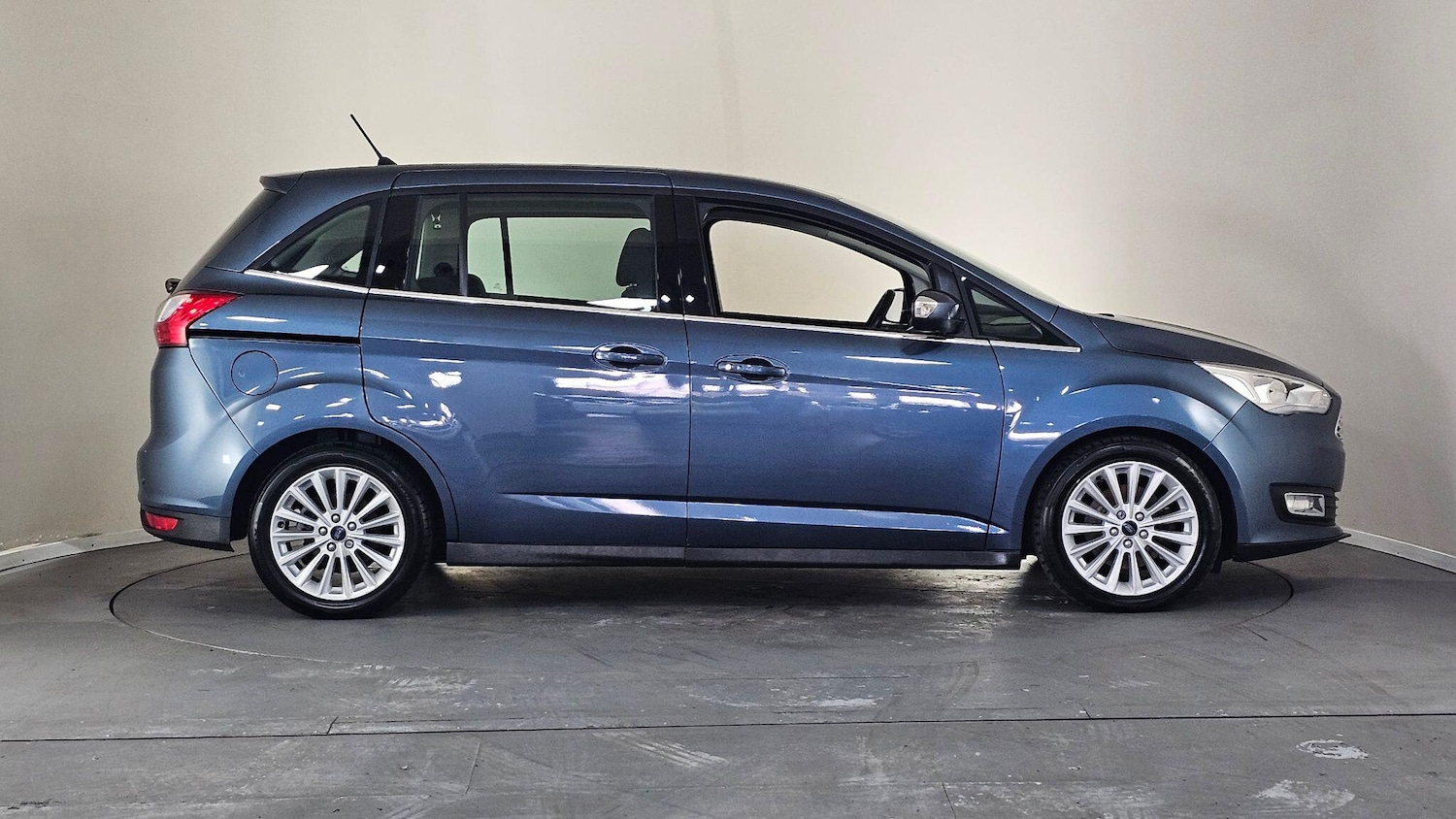 Used Ford Grand C-Max 2018 for sale - 76409355: Photo 6