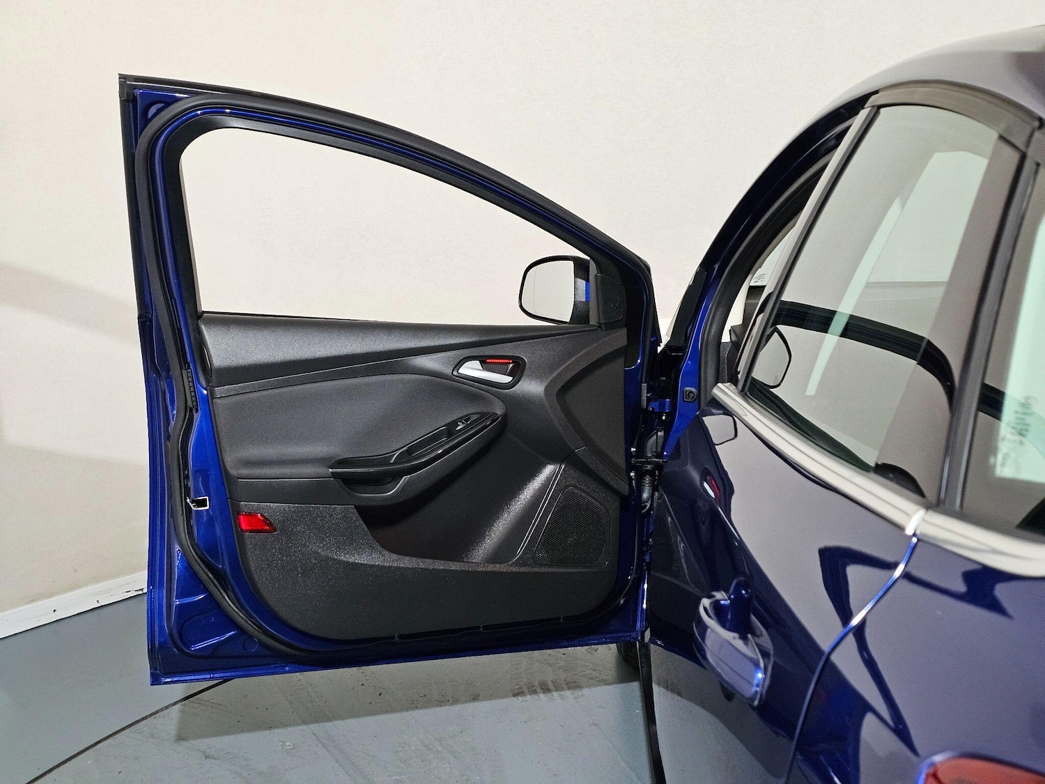 Used Ford Focus 2015 for sale - 77132015: Photo 24