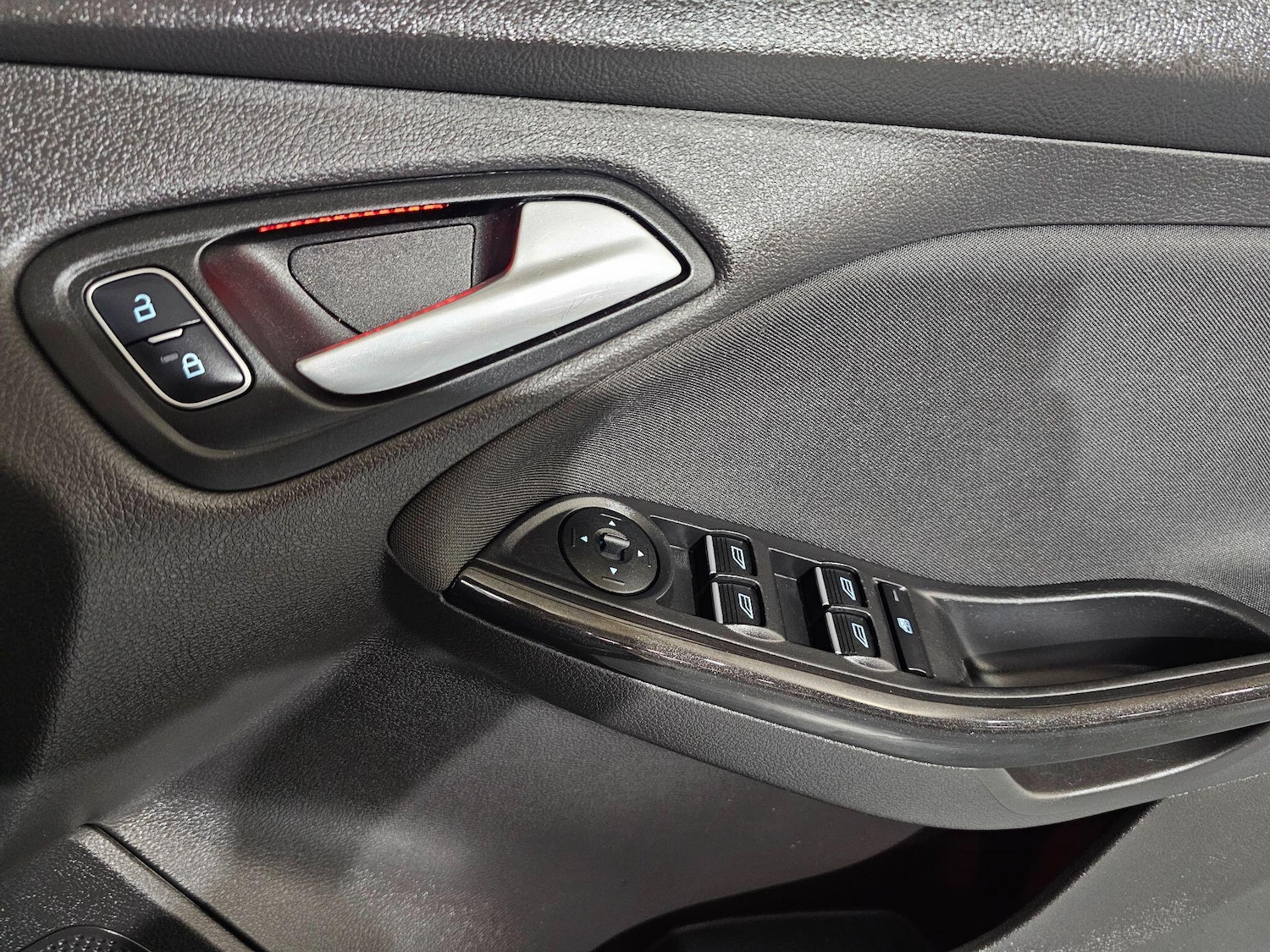 Used Ford Focus 2015 for sale - 77132015: Photo 27