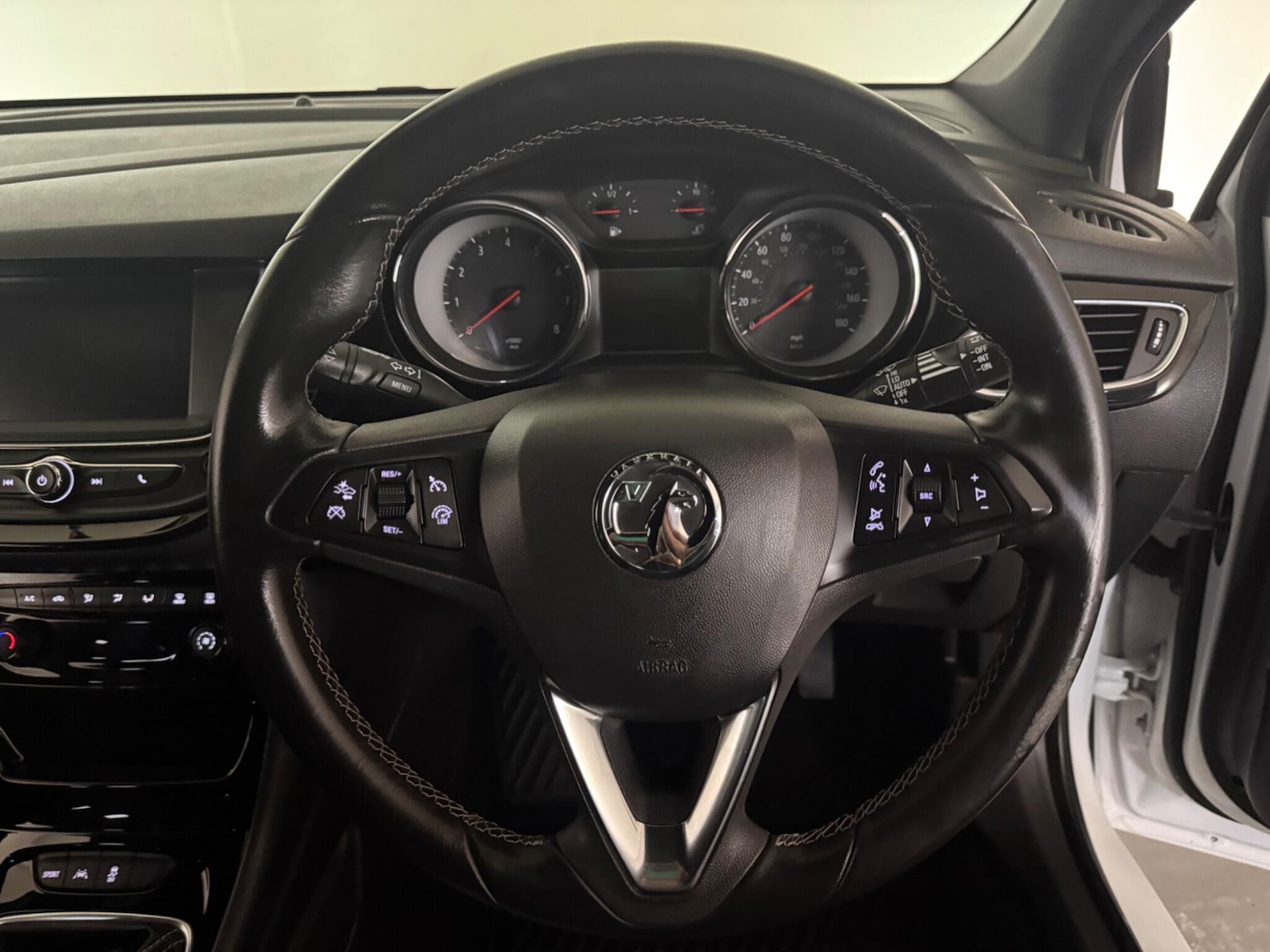 Used Vauxhall Astra 2017 for sale - 76440510: Photo 25