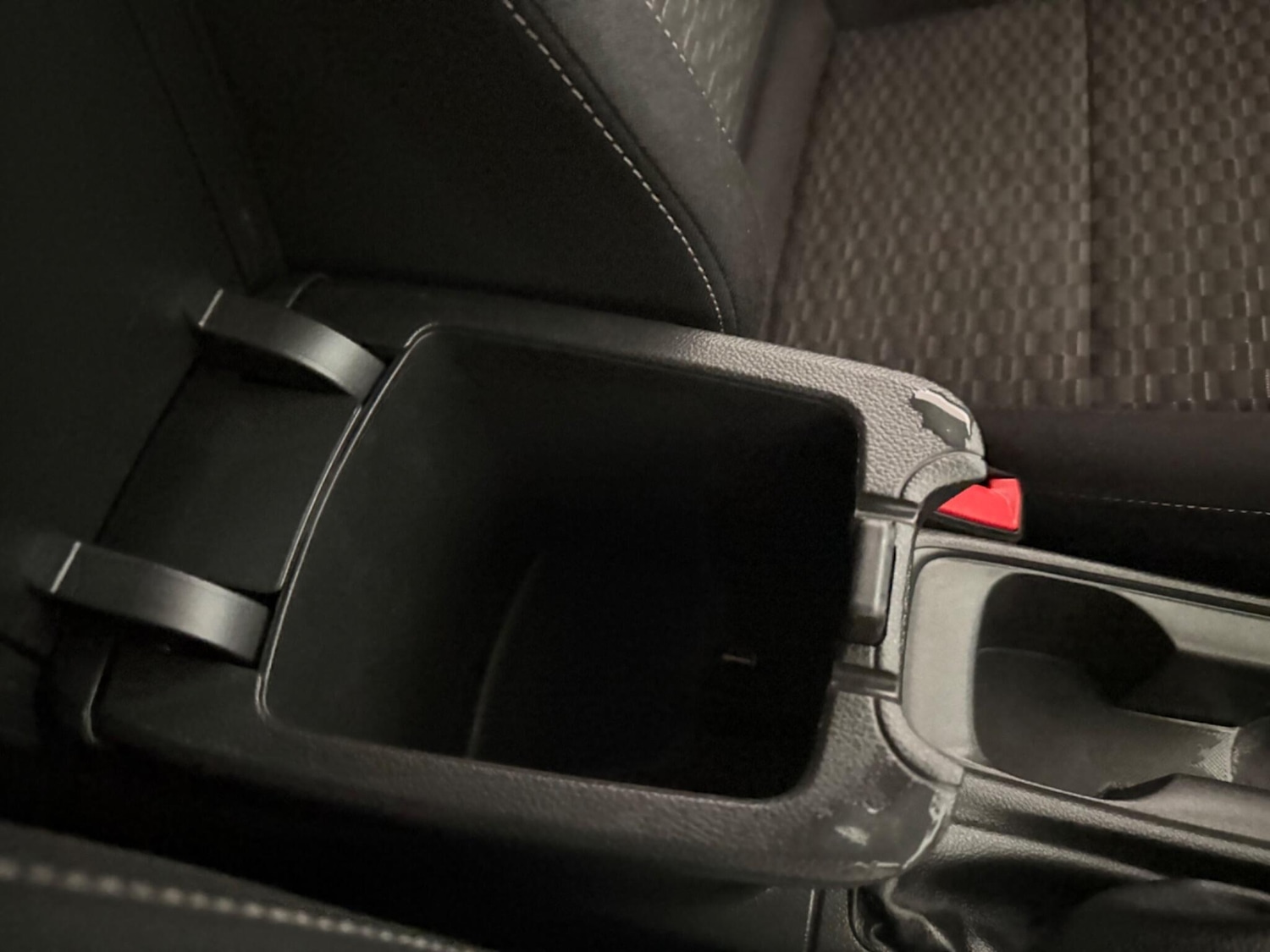 Used Vauxhall Astra 2017 for sale - 76440510: Photo 43