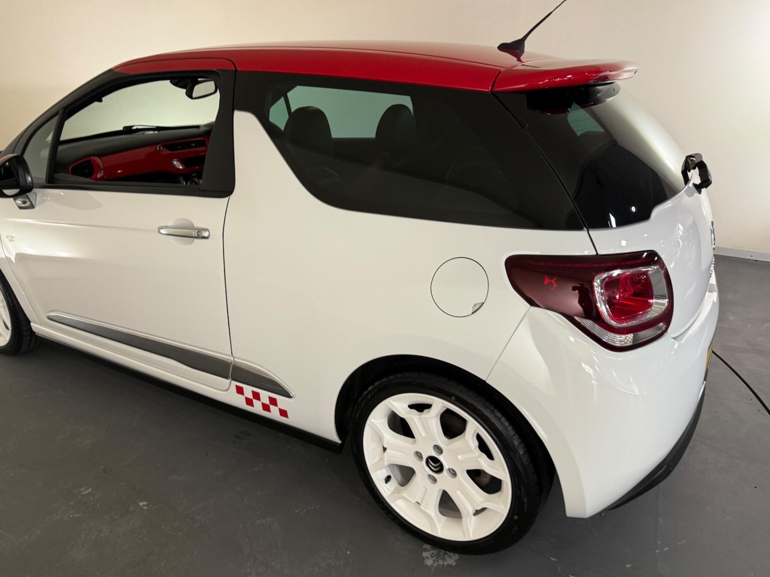 Used Citroen DS3 2014 for sale - 77015292: Photo 47