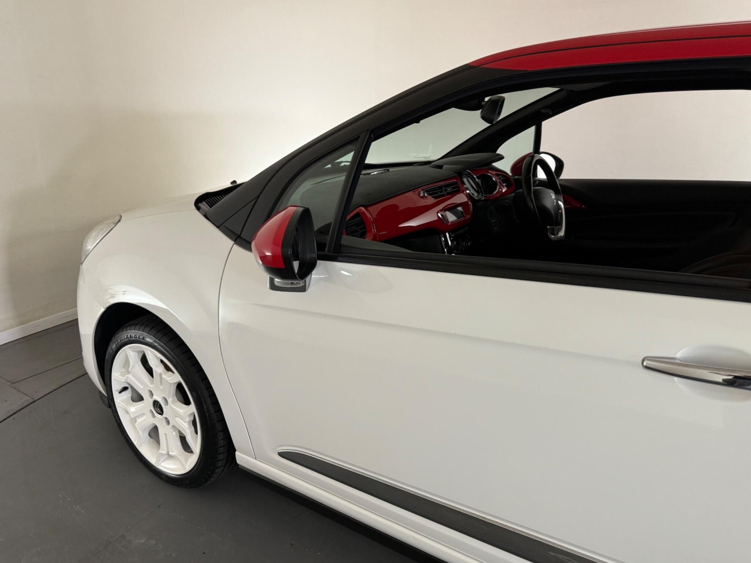 Used Citroen DS3 2014 for sale - 77015292: Photo 48