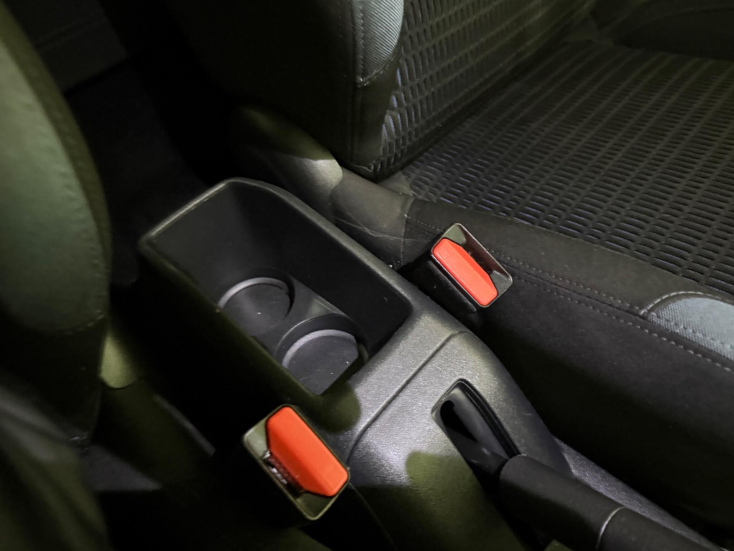 Used Peugeot 208 2014 for sale - 77202678: Photo 40