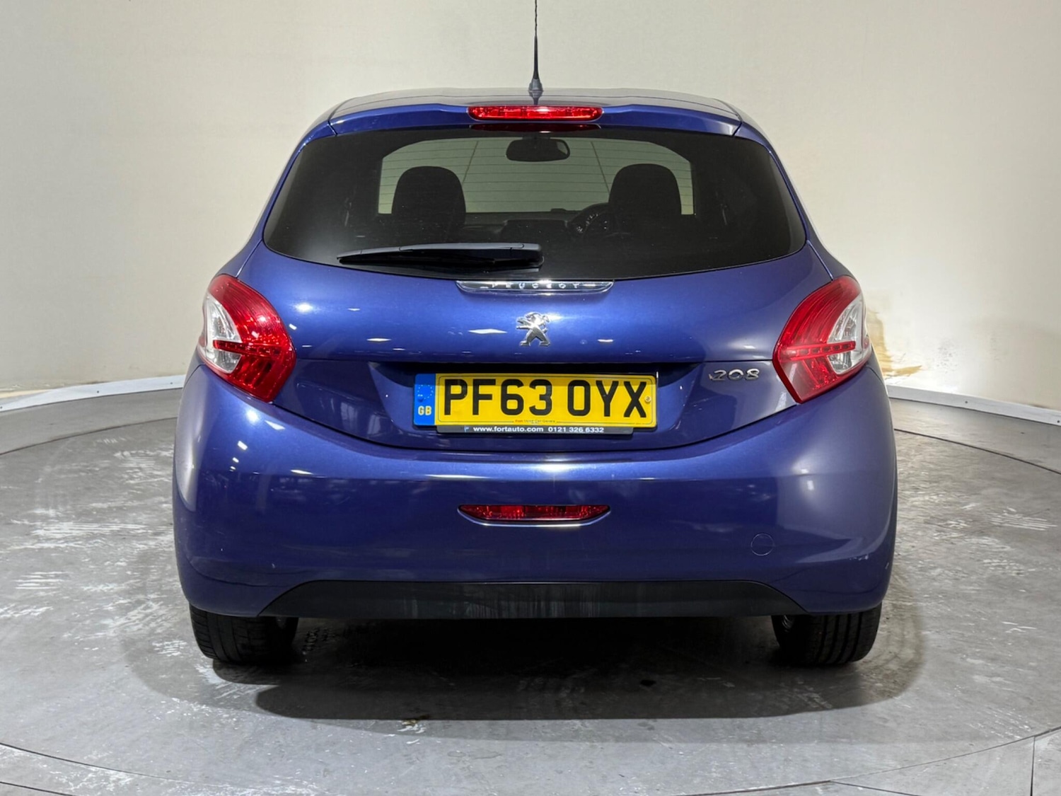 Used Peugeot 208 2014 for sale - 77202678: Photo 6