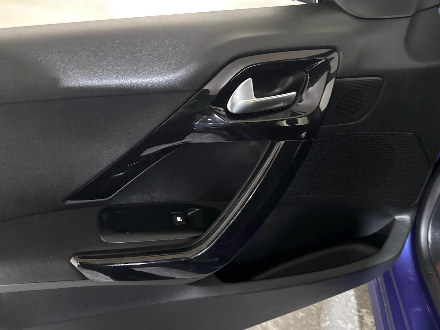 Used Peugeot 208 2014 for sale - 77202678: Photo 61