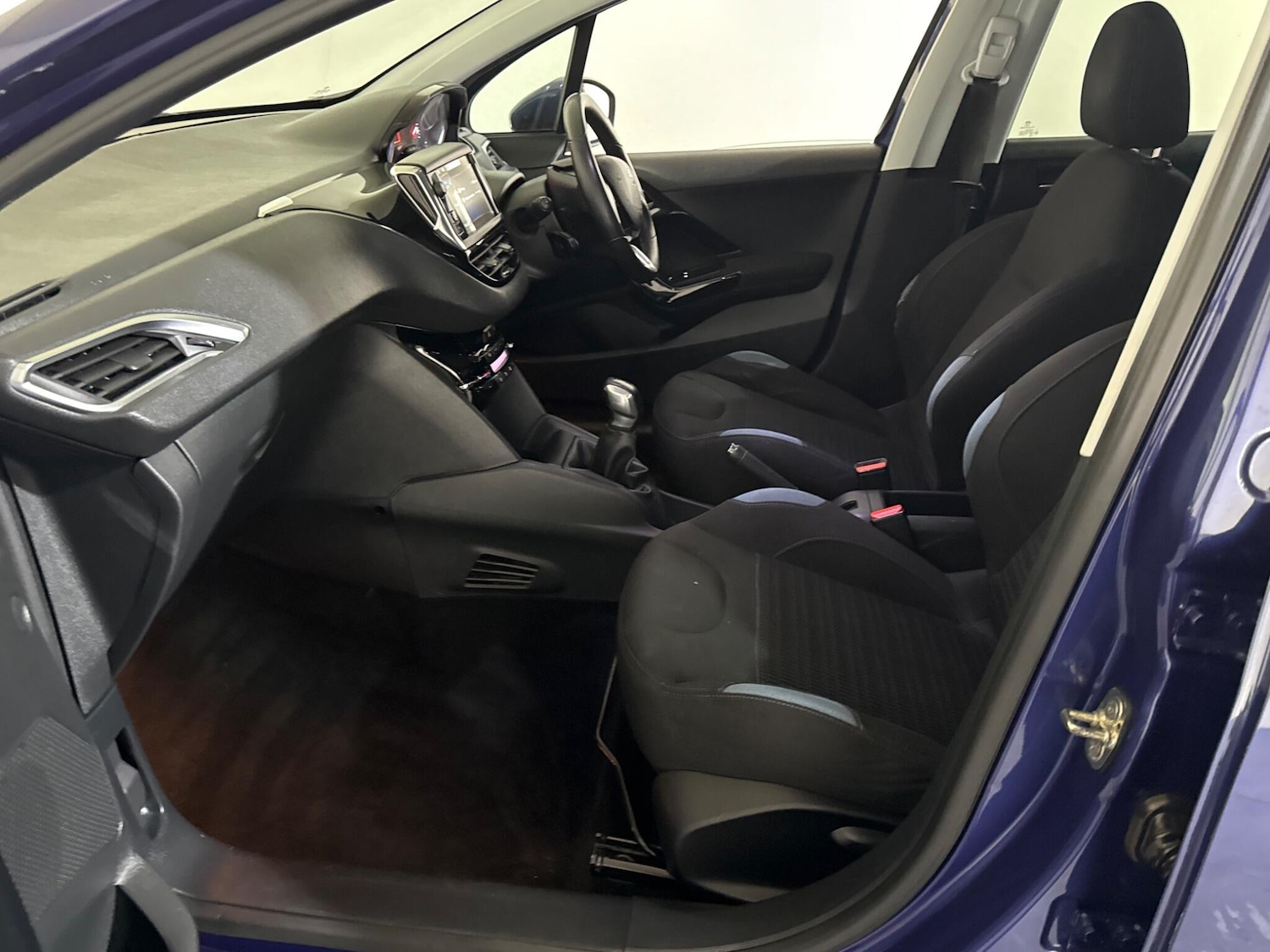 Used Peugeot 208 2014 for sale - 77202678: Photo 62