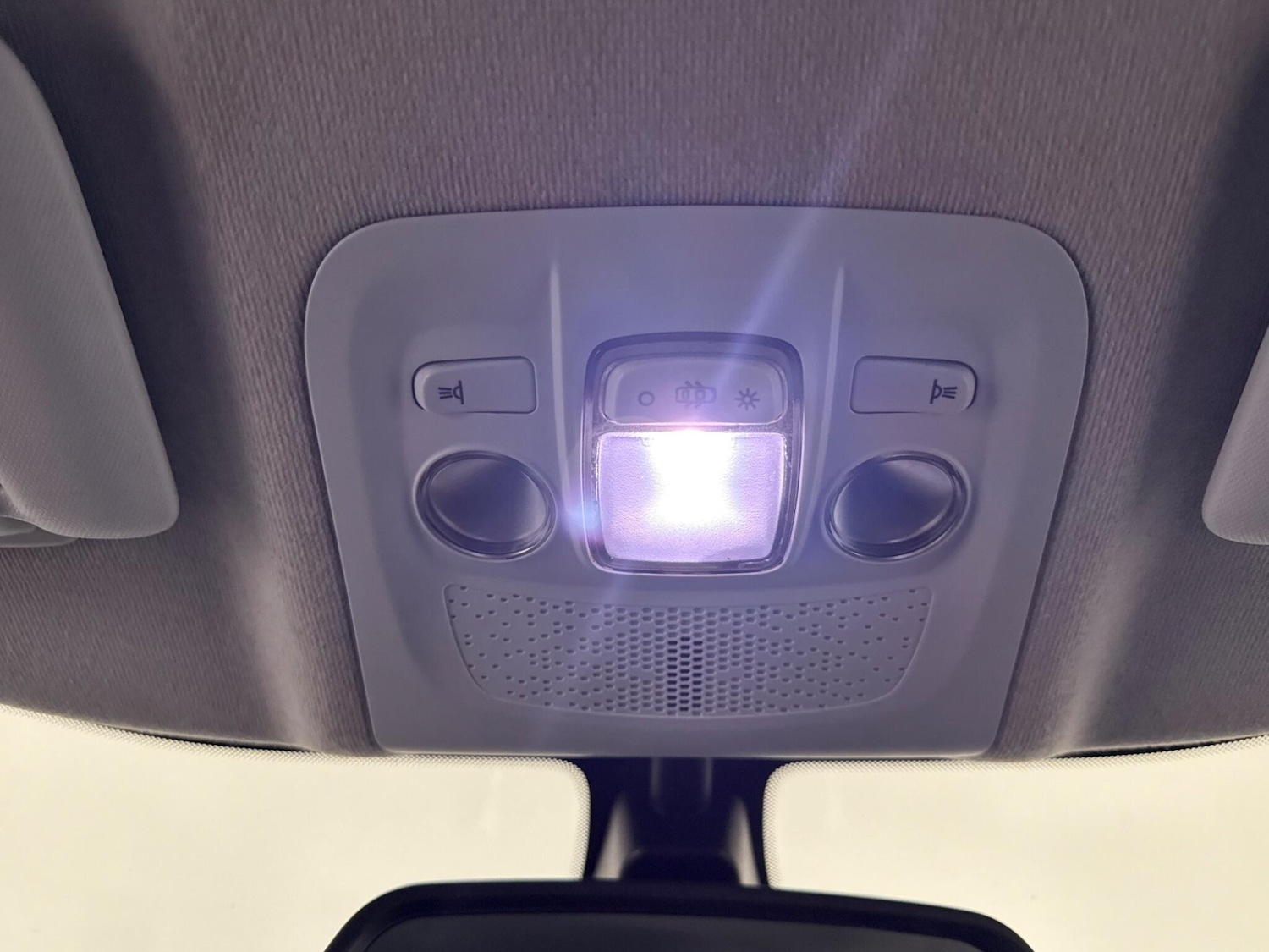 Used Peugeot 208 2014 for sale - 77202678: Photo 66