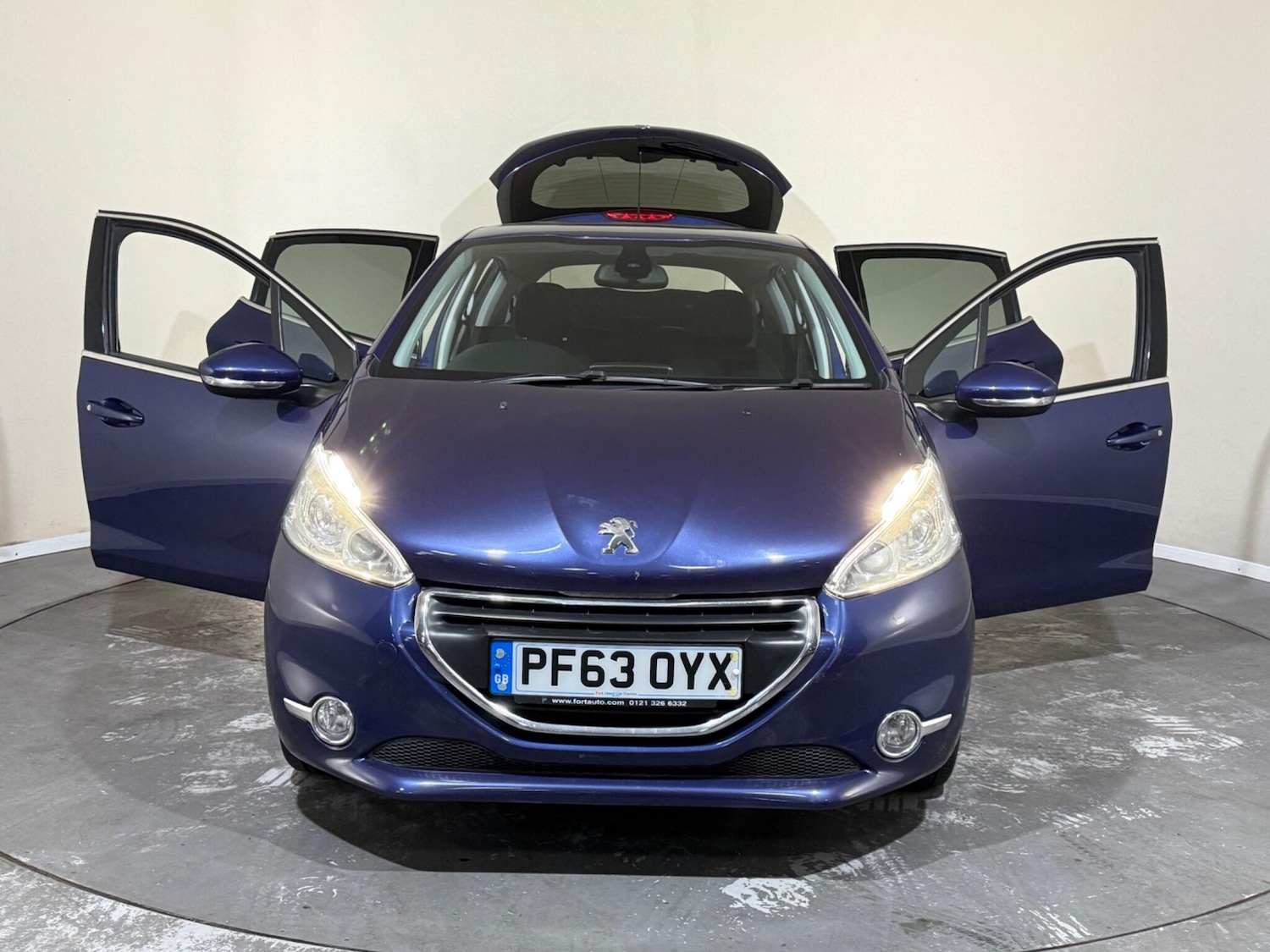 Used Peugeot 208 2014 for sale - 77202678: Photo 9