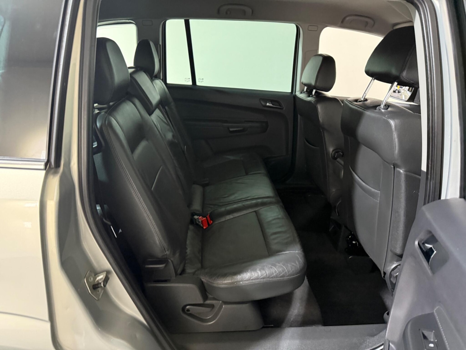 Used Vauxhall Zafira 2011 for sale - 76645349: Photo 43