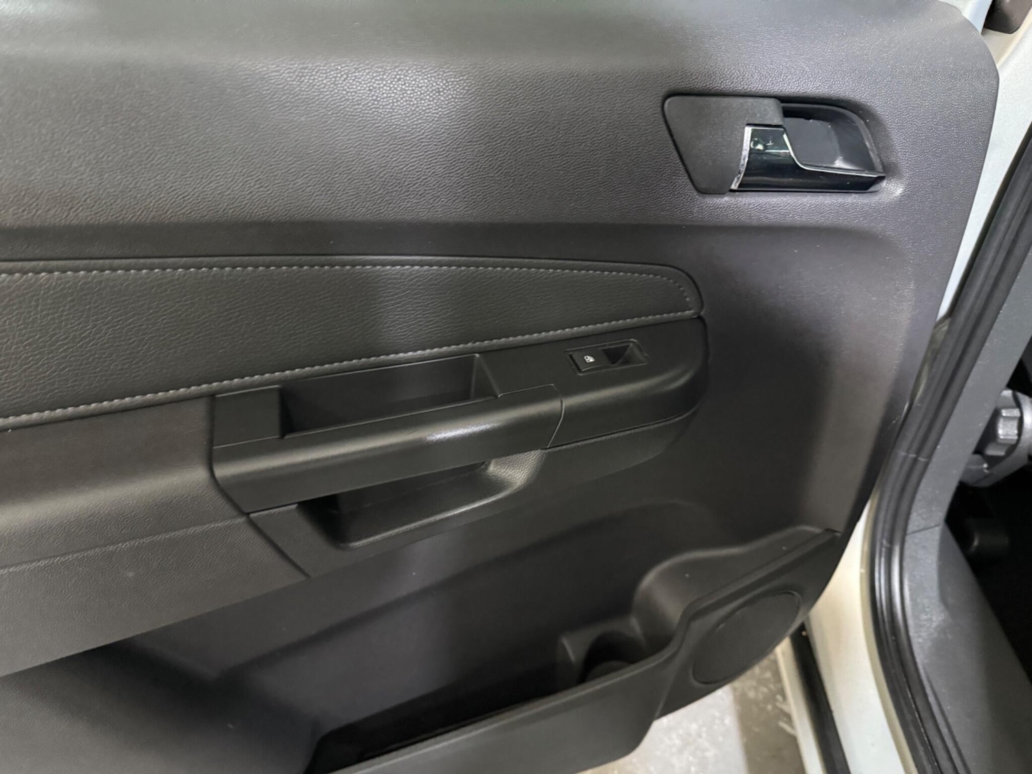 Used Vauxhall Zafira 2011 for sale - 76645349: Photo 55