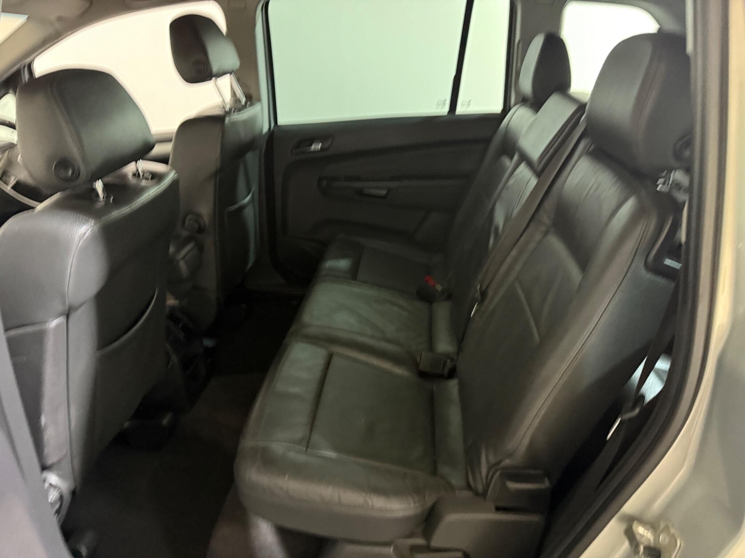 Used Vauxhall Zafira 2011 for sale - 76645349: Photo 56