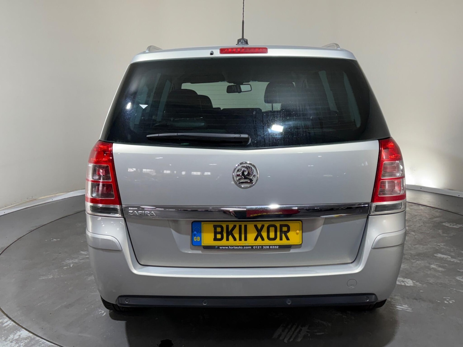 Used Vauxhall Zafira 2011 for sale - 76645349: Photo 6