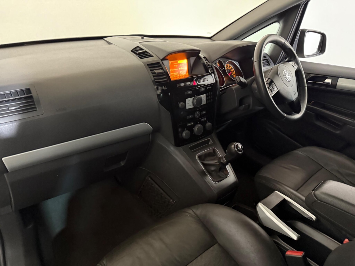 Used Vauxhall Zafira 2011 for sale - 76645349: Photo 64