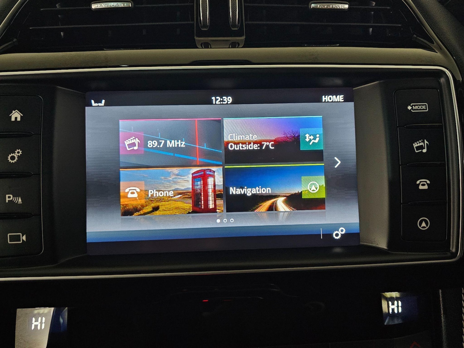 Used Jaguar F-Pace 2017 for sale - 76499273: Photo 38