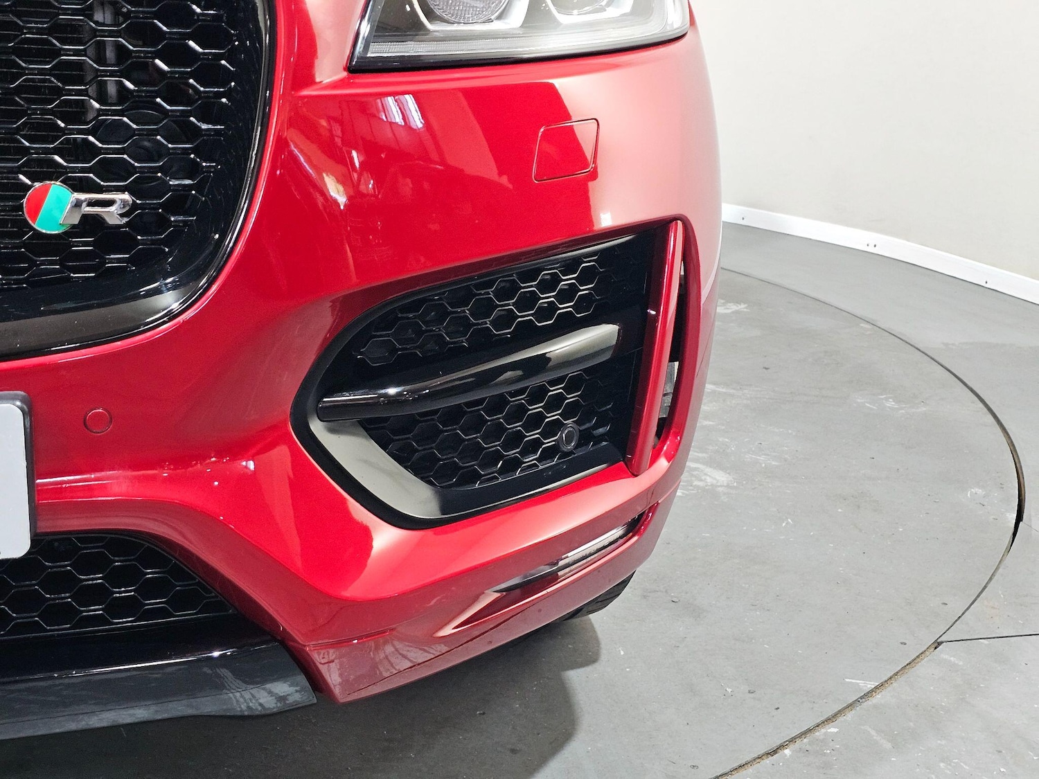 Used Jaguar F-Pace 2017 for sale - 76499273: Photo 51