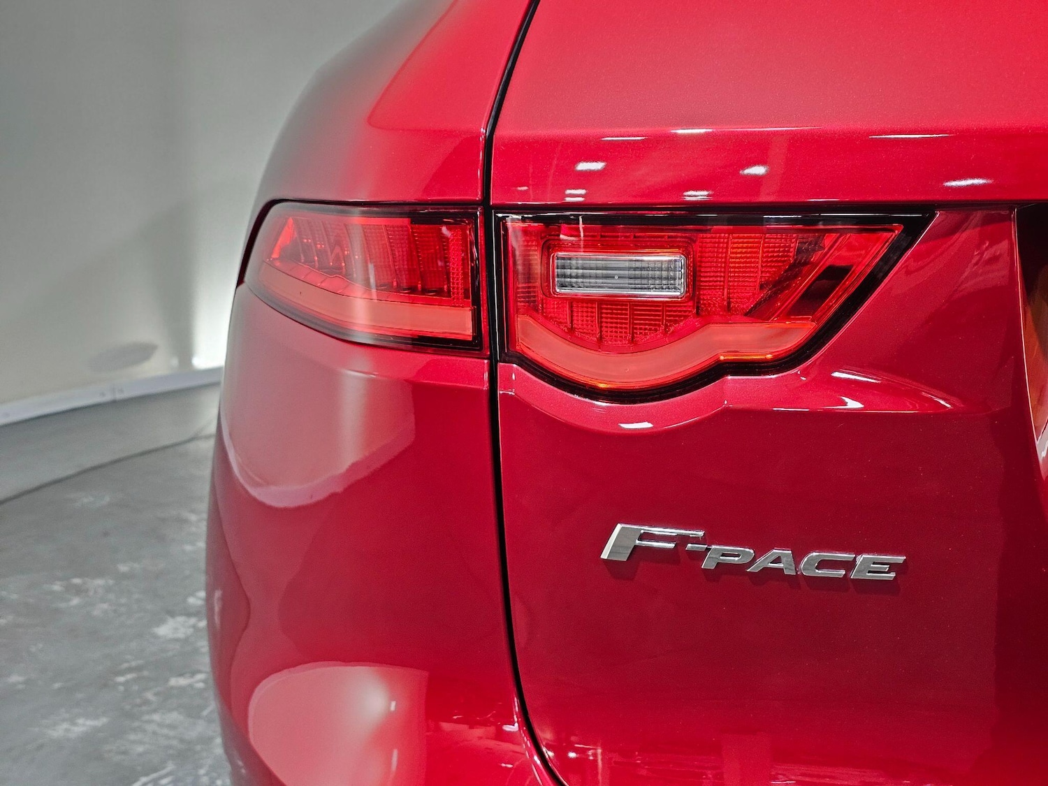 Used Jaguar F-Pace 2017 for sale - 76499273: Photo 55