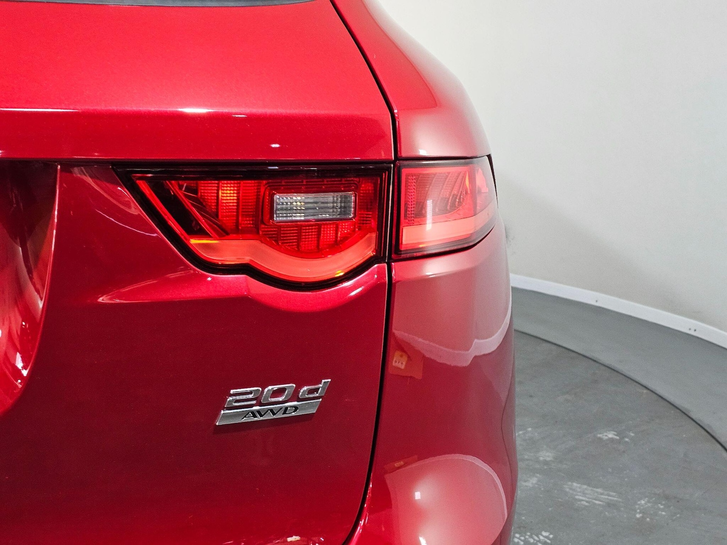 Used Jaguar F-Pace 2017 for sale - 76499273: Photo 56