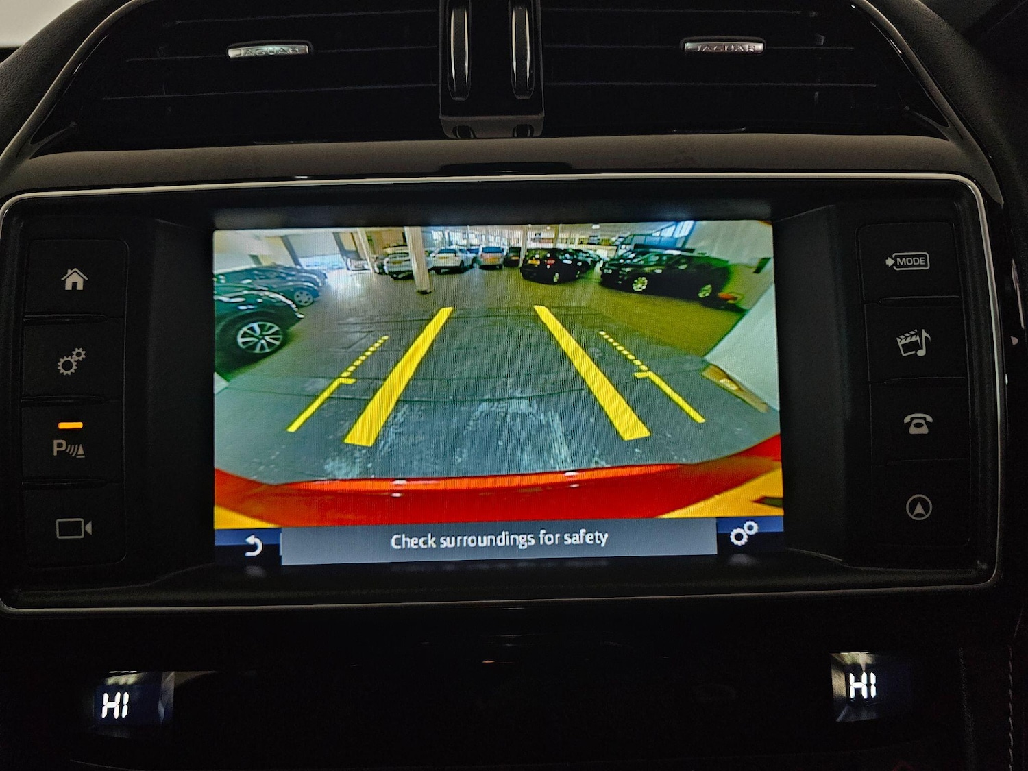 Used Jaguar F-Pace 2017 for sale - 76499273: Photo 58