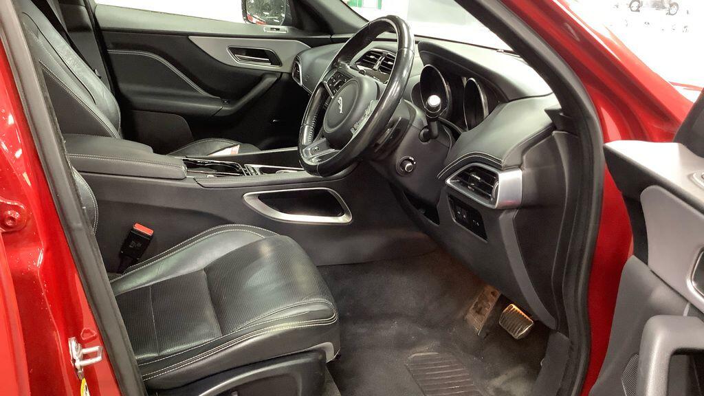 Used Jaguar F-Pace 2017 for sale - 76499273: Photo 9