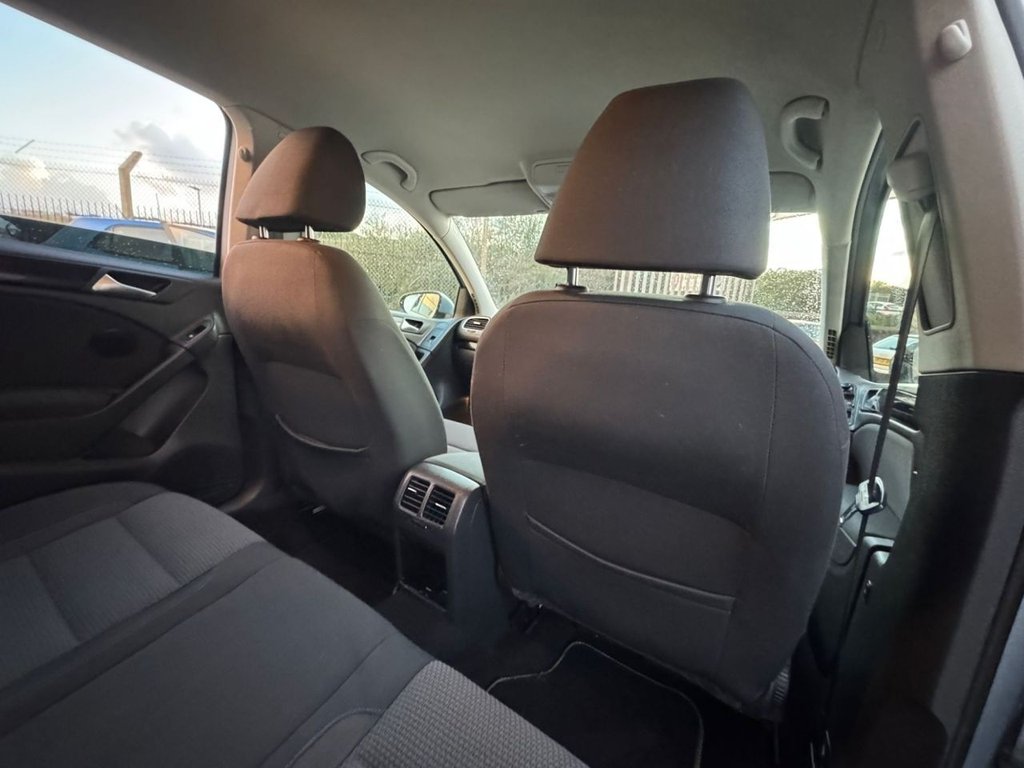 Used Volkswagen Golf 2011 for sale - 76361631: Photo 17