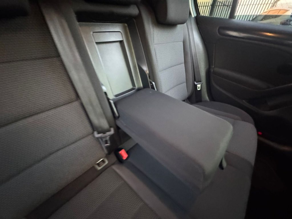 Used Volkswagen Golf 2011 for sale - 76361631: Photo 18