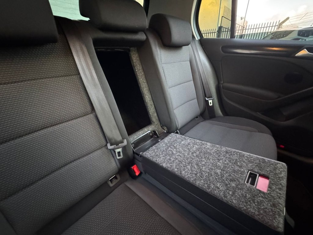 Used Volkswagen Golf 2011 for sale - 76361631: Photo 19