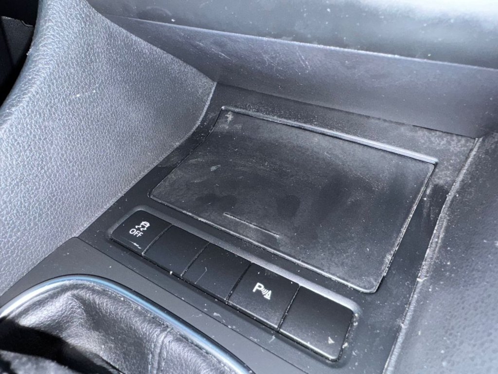 Used Volkswagen Golf 2011 for sale - 76361631: Photo 28